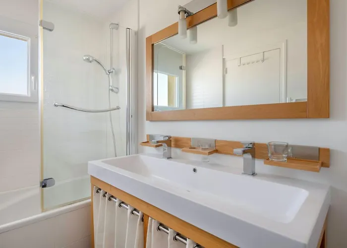 350m Plage, Vue Incroyable Sur La Baie De La Baule Pornichet